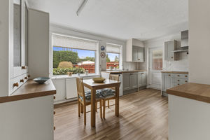 Photo 25- click for photo gallery